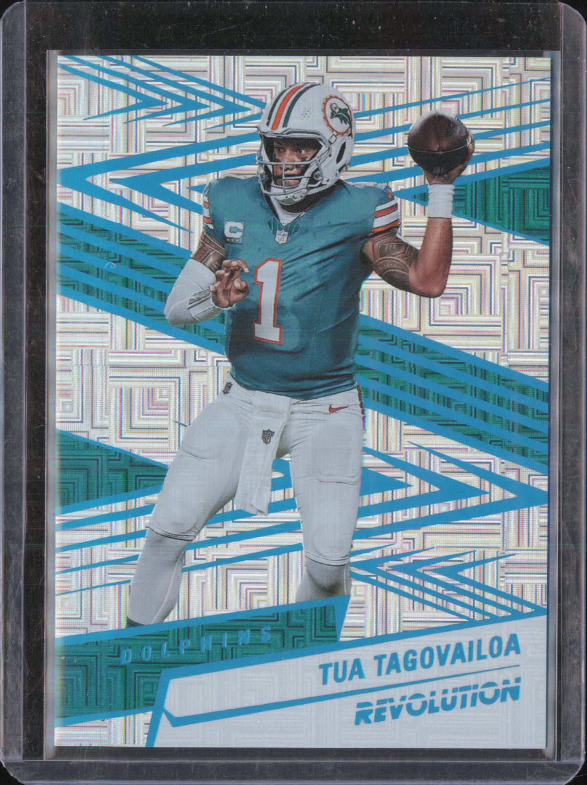 2025 Panini Revolution #195 Tua Tagovailoa Teal Levels #/499 front